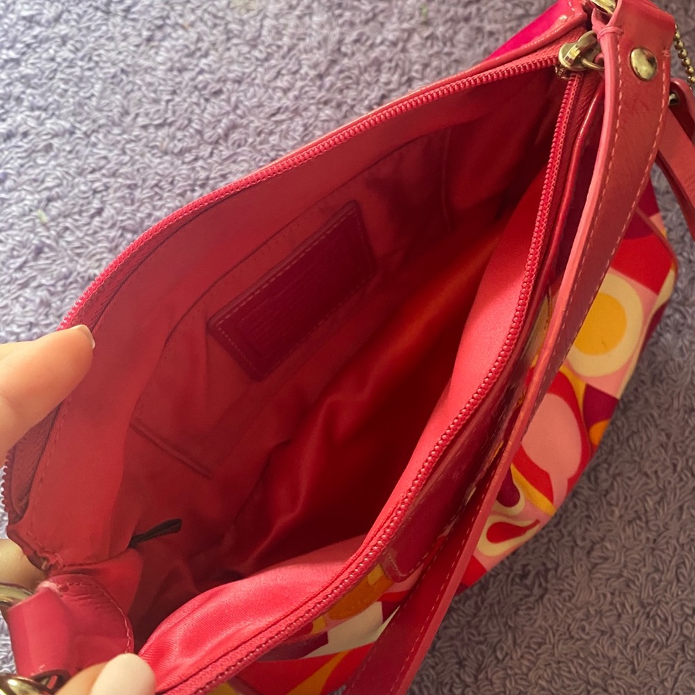 Coach Signature Vday Op Art Scarf Print Bag - Picture 3 of 4